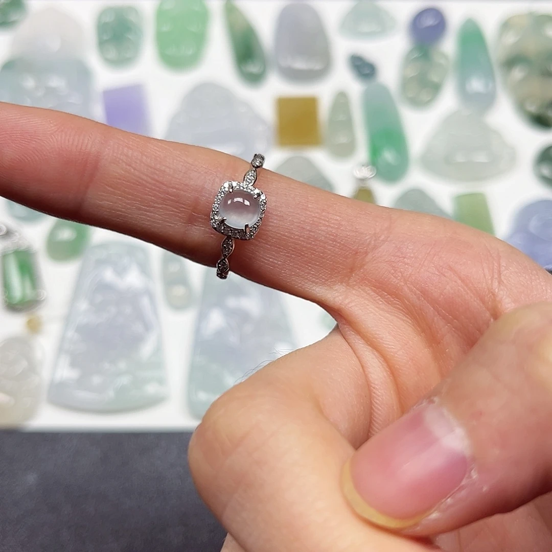 翡翠戒指银S925镶嵌白冰蛋面