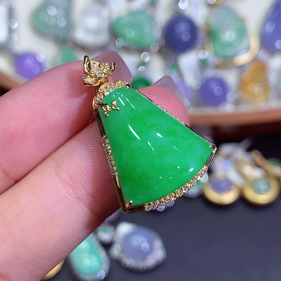 翡翠18K金镶嵌吊坠(不含链)