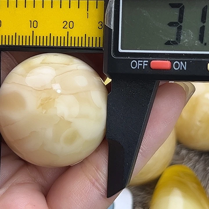 蜜蜡未镶嵌裸石蜜蜡893