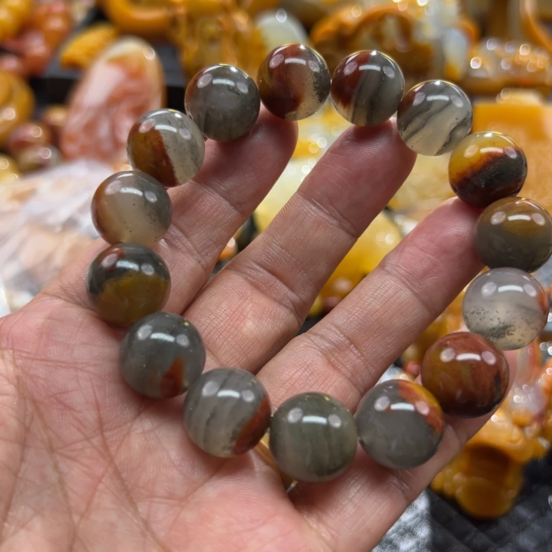 未镶嵌未镶嵌石英质玉