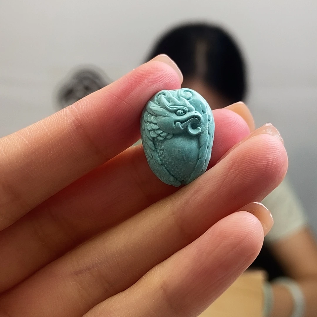 未镶嵌绿松石珠宝奇石