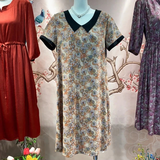 1820 直筒娃娃领新款高品质气质遮肚子连衣裙