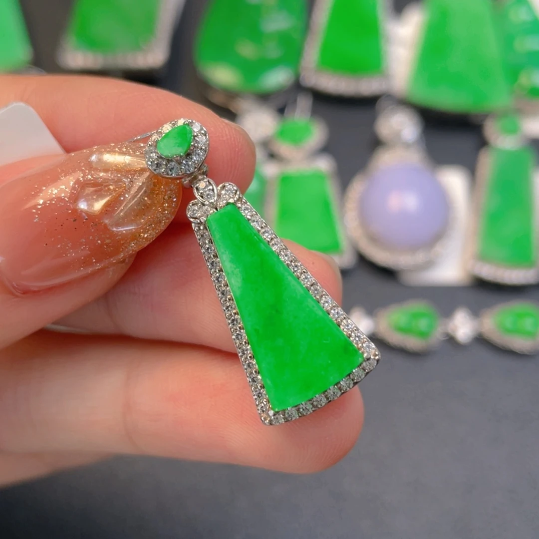 翡翠银S925镶嵌颈饰