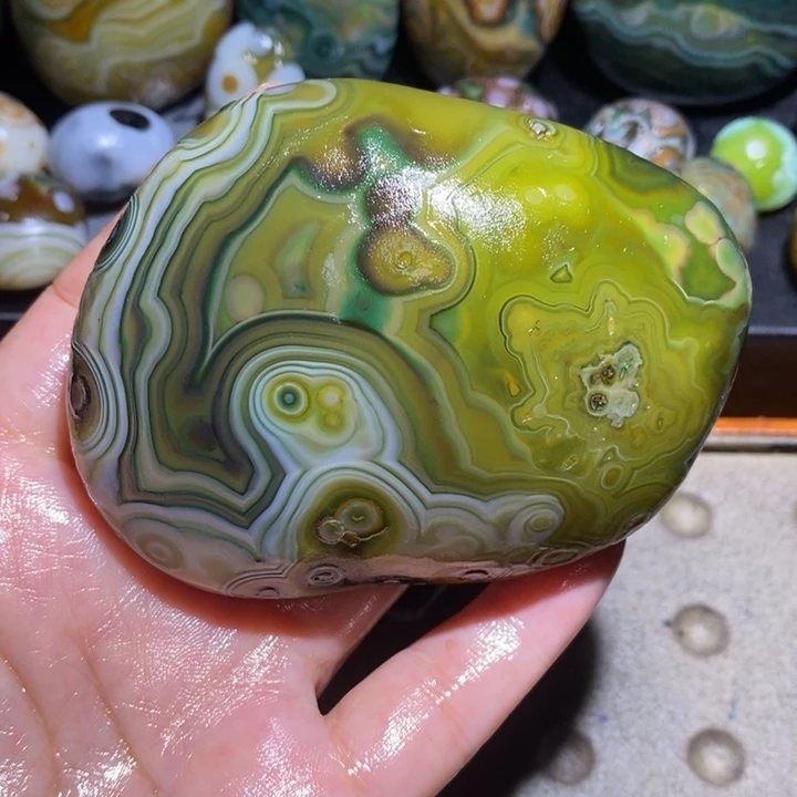 未镶嵌玛瑙/玉髓珠宝半成品64
