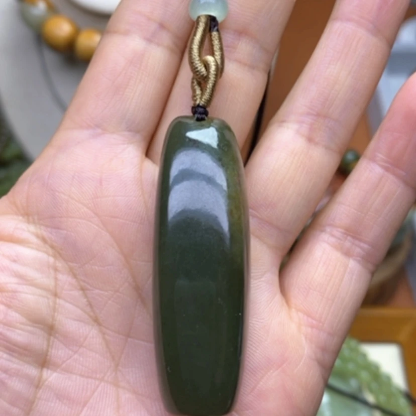 【闪购商品】未镶嵌岫岩河磨玉（透闪石质玉）挂件