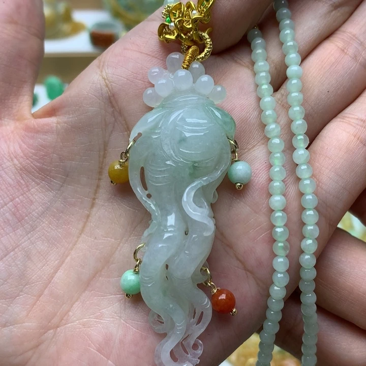 颈饰未镶嵌翡翠翡翠