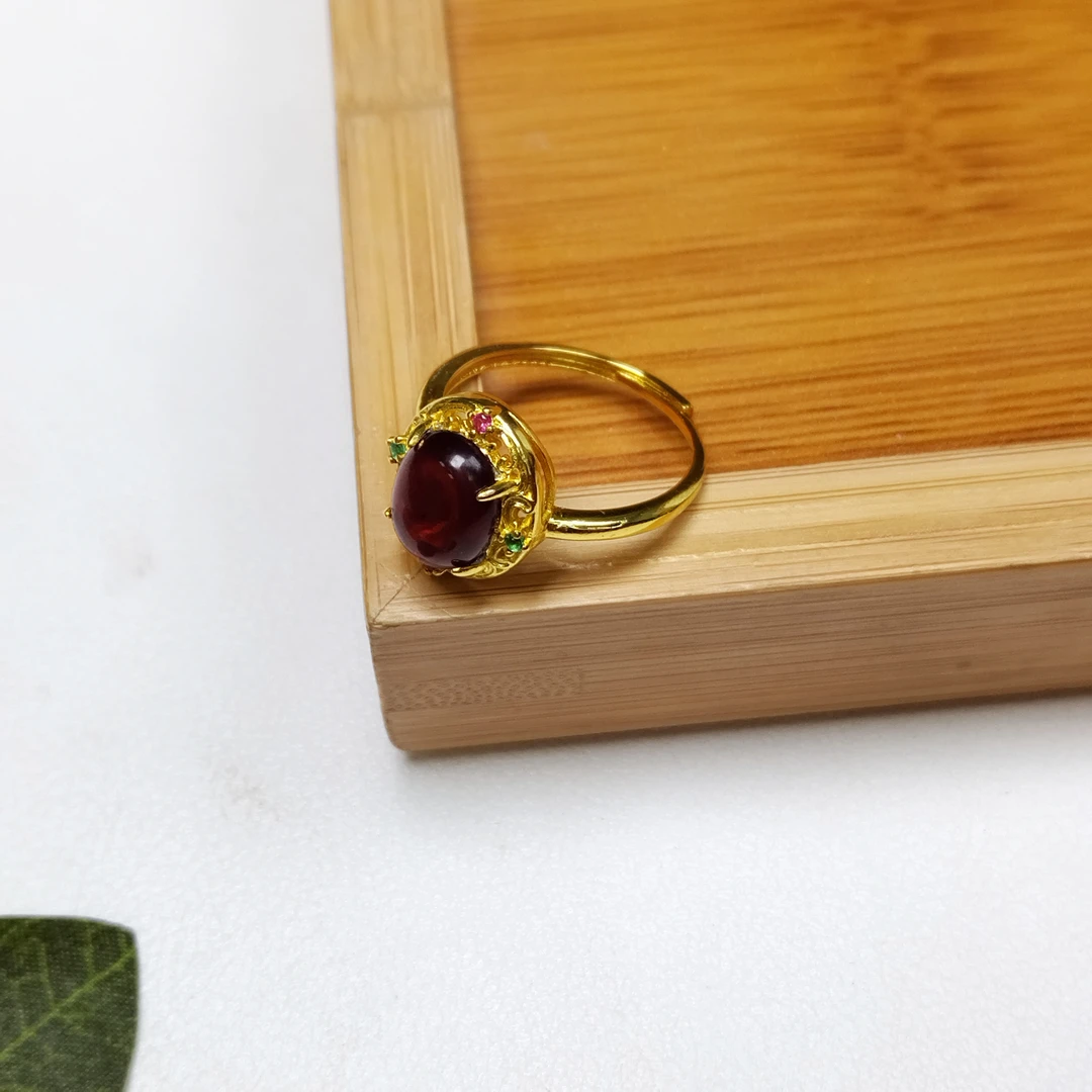 【侯总甄选】70气质百搭血珀戒指-合金