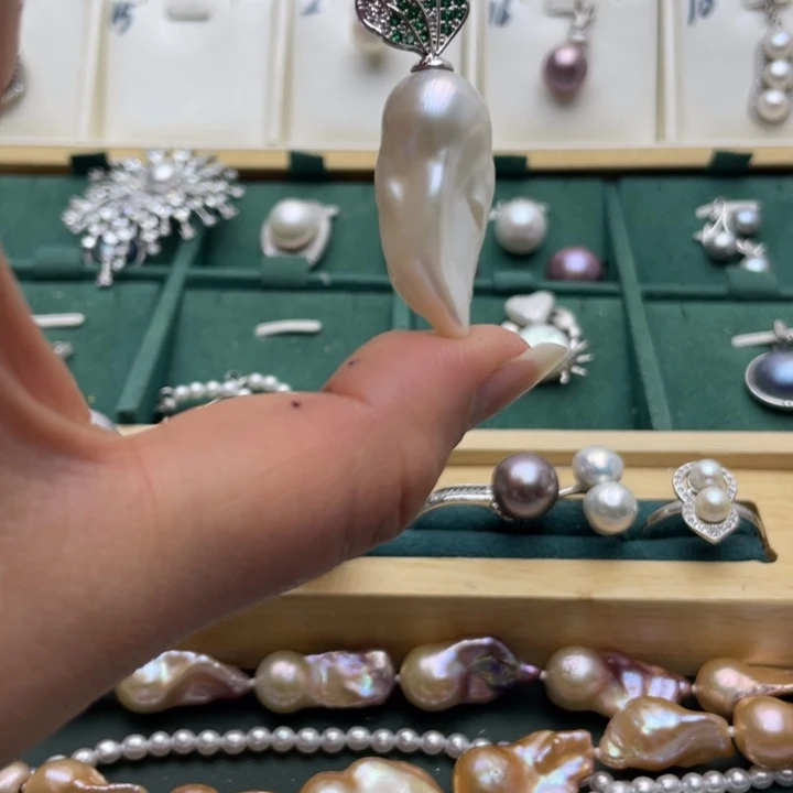 淡水珍珠吊坠(不含链)合金我****静