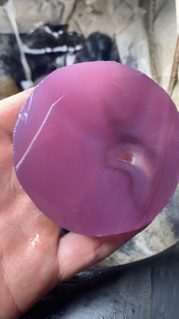 现场加工定制玛瑙。