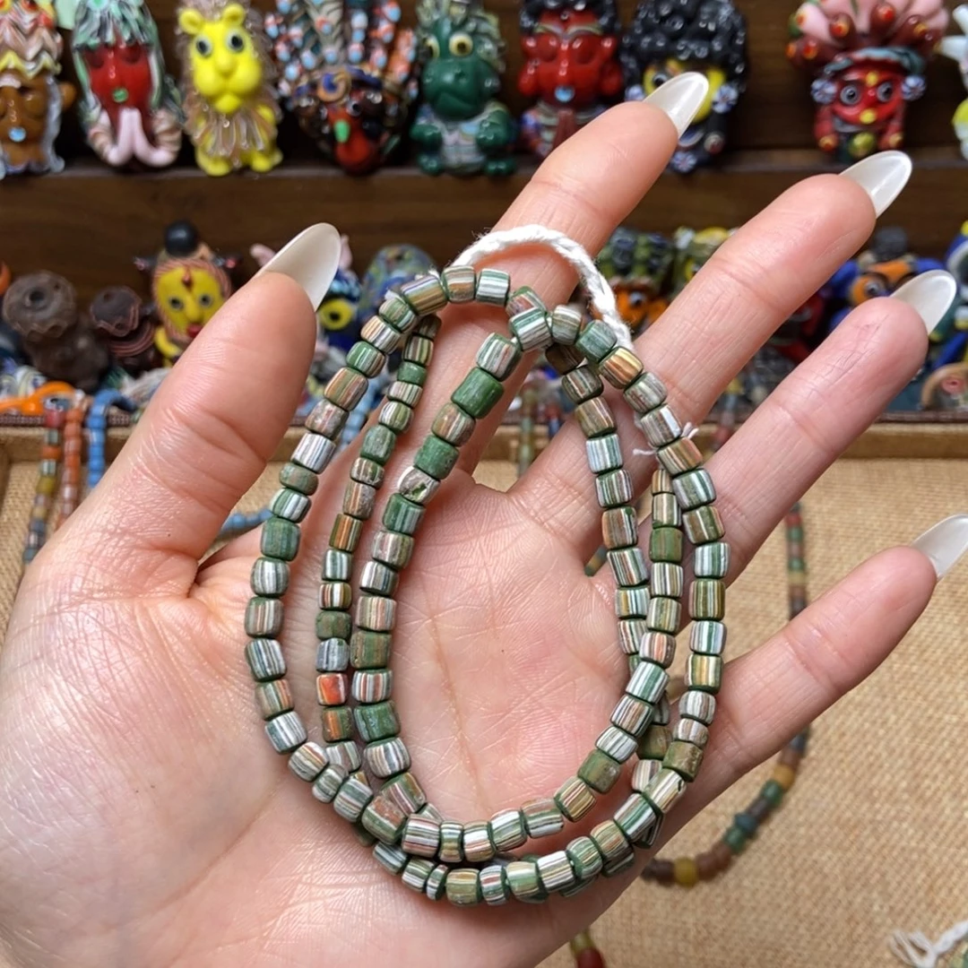 颈饰琉璃楼兰米珠