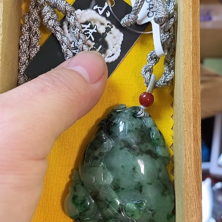 清***雨大叶紫檀（黑酸枝木类）
