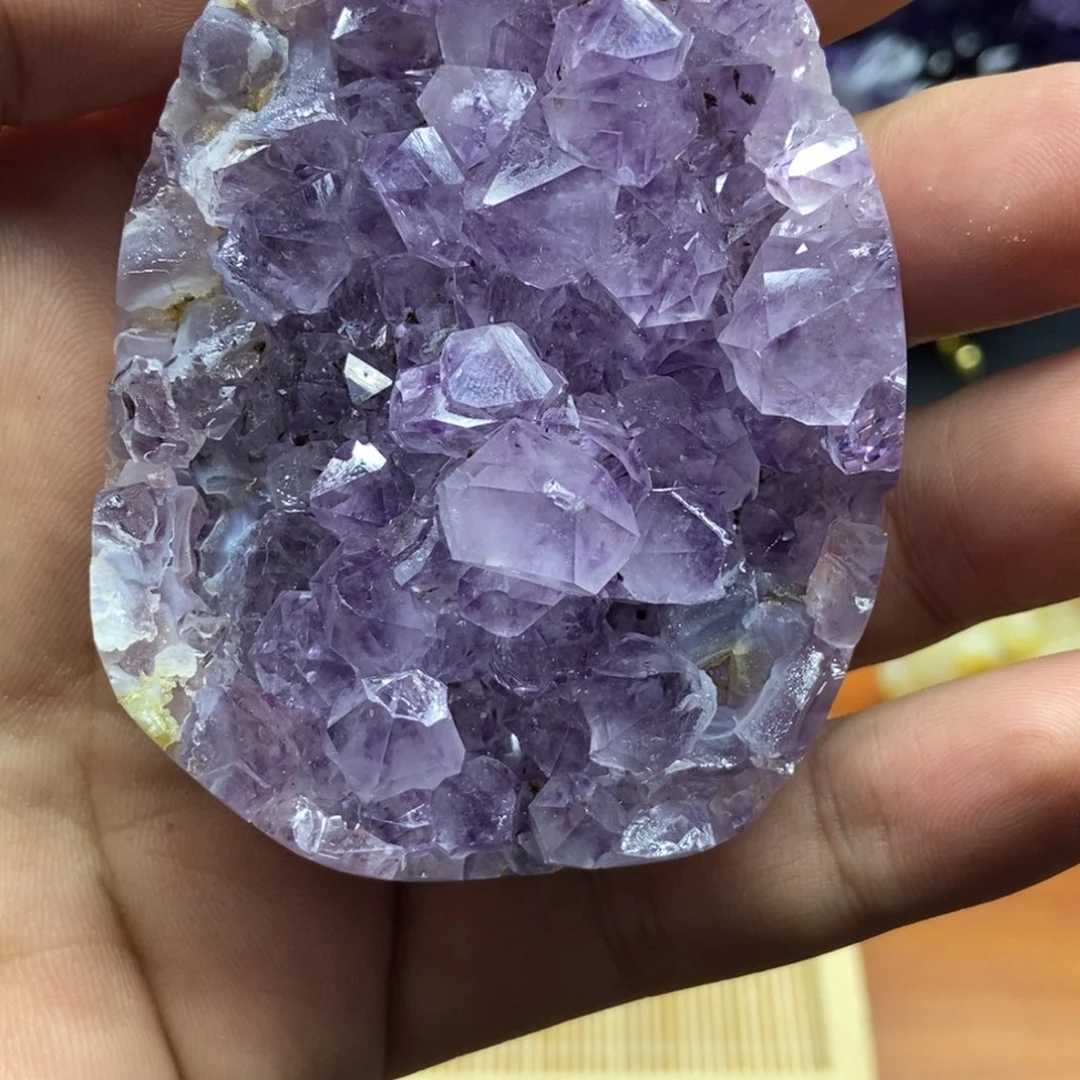 水晶大型摆件（非配饰）未镶嵌