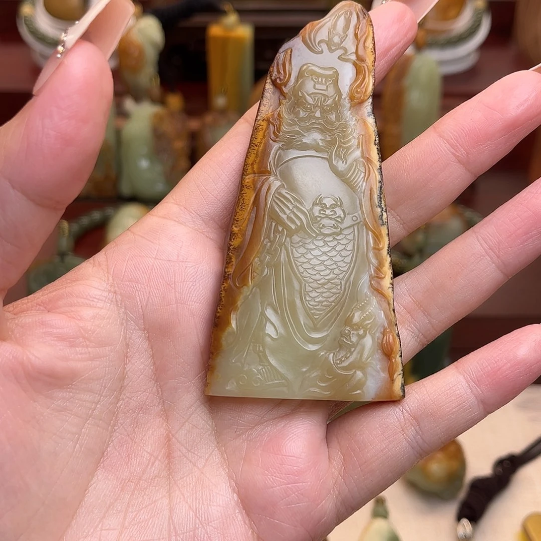 浩***ㅤ岫岩河磨玉（透闪石质玉）未镶嵌颈饰