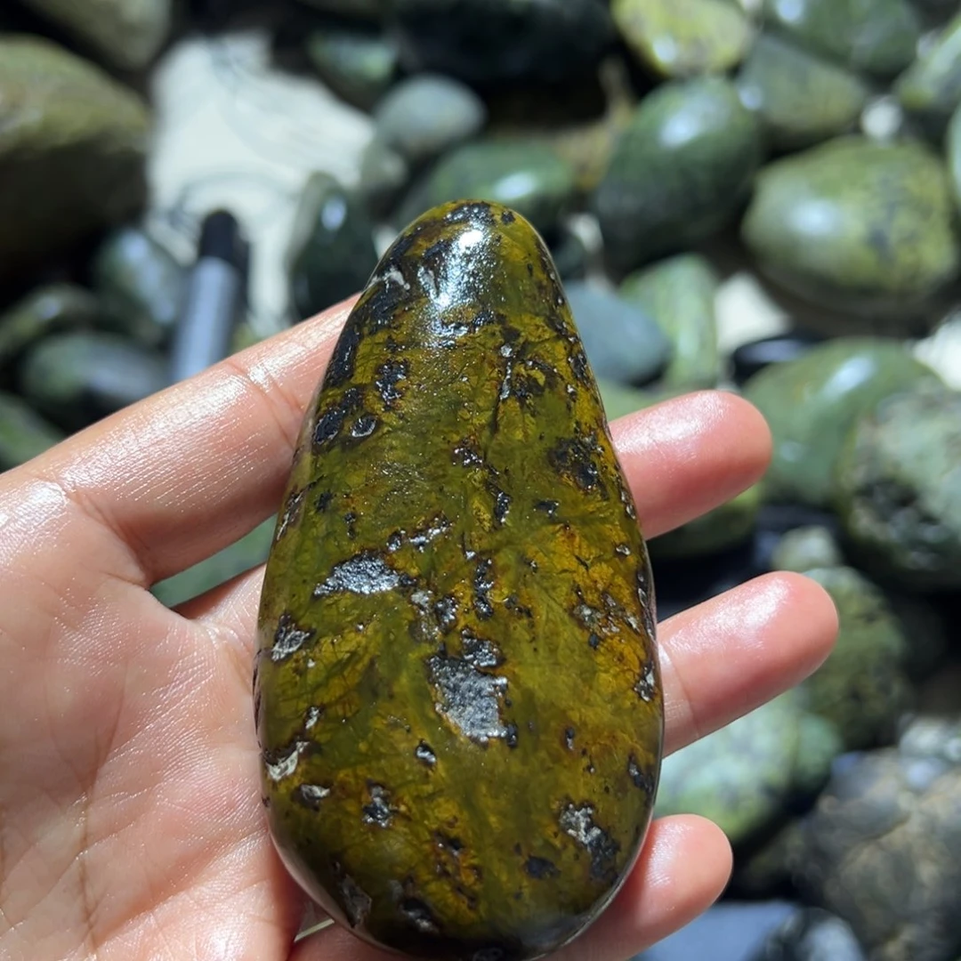 未镶嵌蛇纹石玉西藏藏玉药王石*‍****