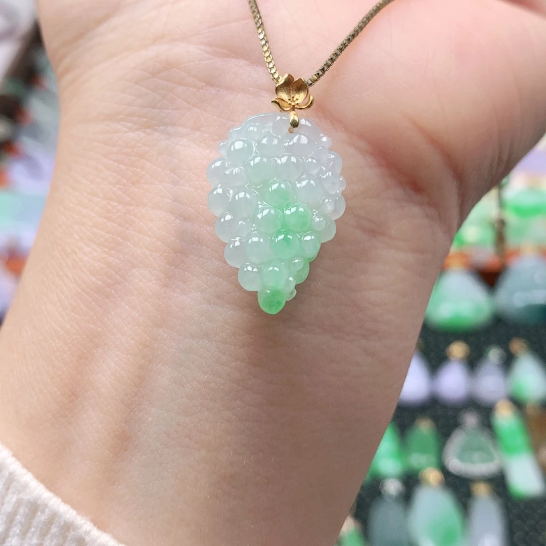 吊坠(不含链)18K金镶嵌翡翠