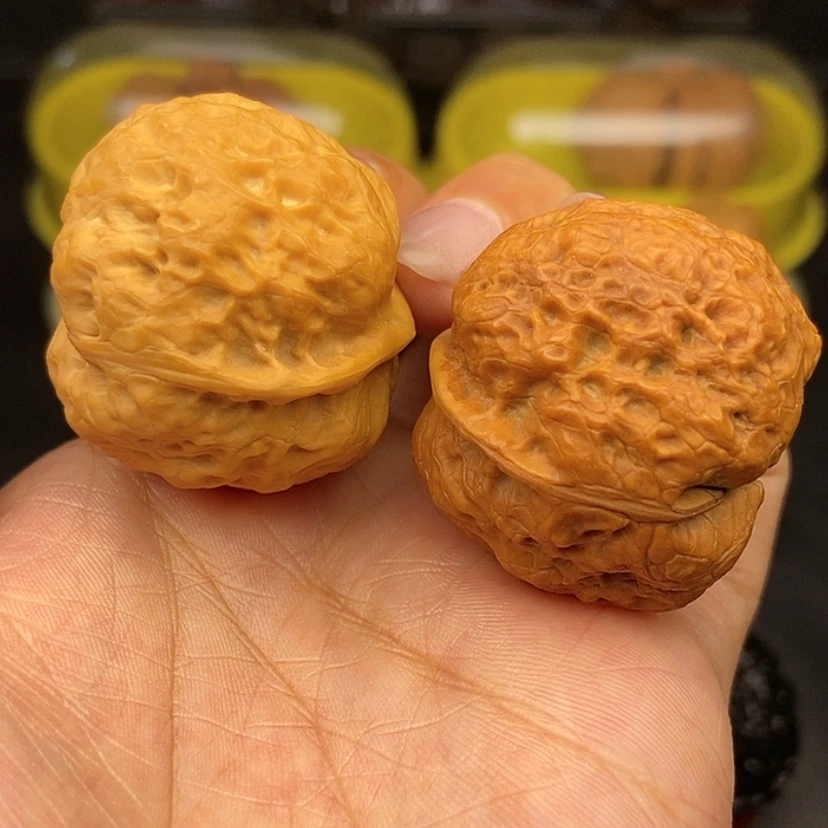 【闪购商品】文玩核桃把件37尺金蟾舍俐