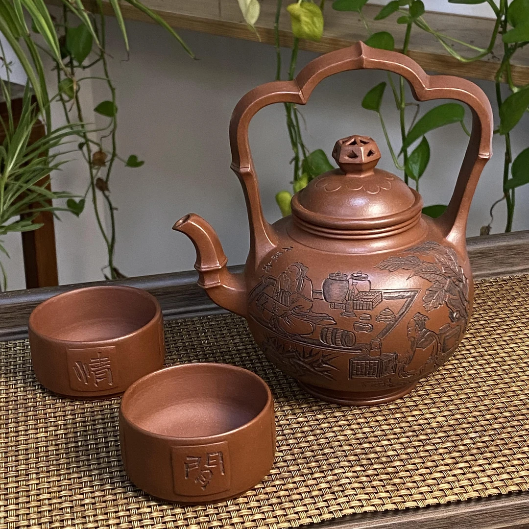 CCH-025   程辉   宜兴手工紫砂  芥字提梁（芝莱，石溪）