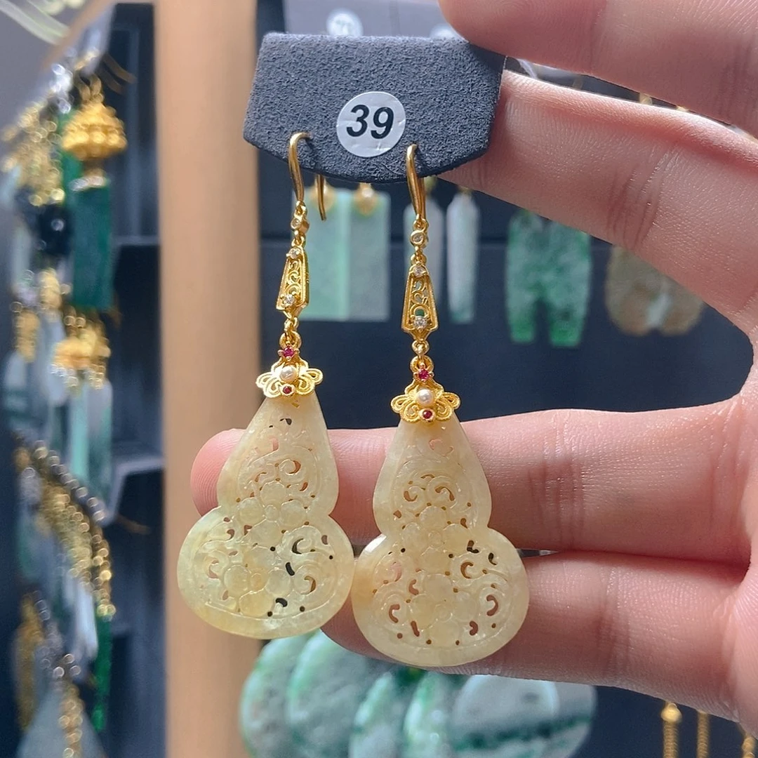 翡翠未镶嵌耳饰翡翠