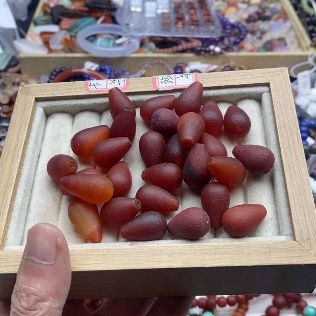 玛瑙/玉髓未镶嵌珠宝半成品两个天然橘皮玛瑙水滴12×18mm