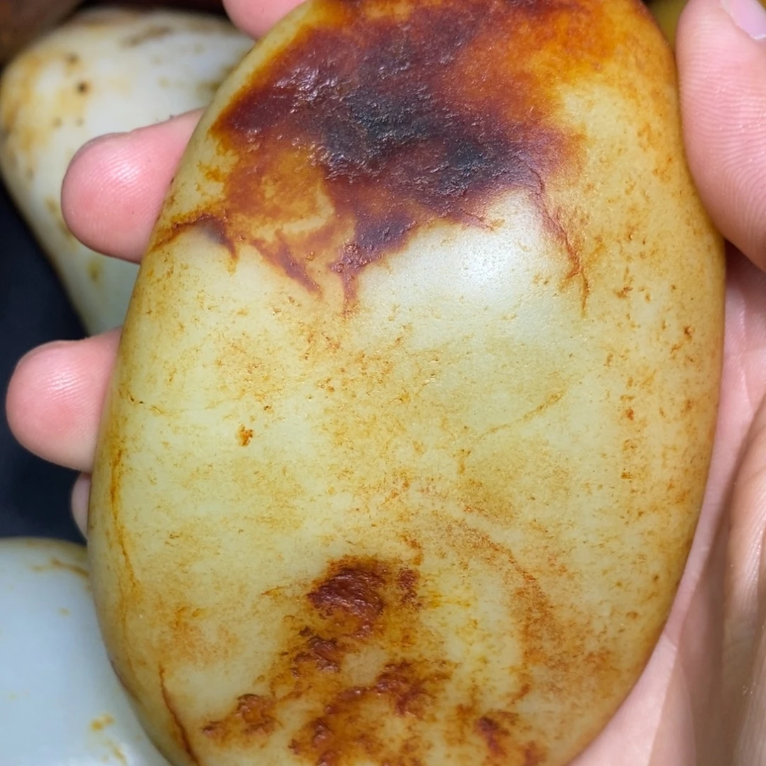 和田玉未镶嵌珠宝奇石