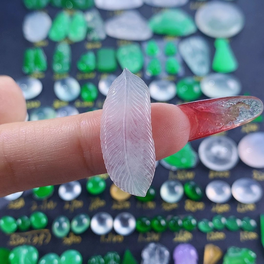 翡翠颈饰未镶嵌纯天然缅甸翡翠a货