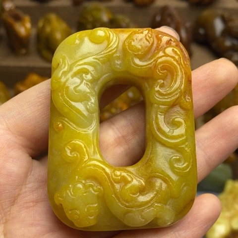蛇纹石玉未镶嵌颈饰157
