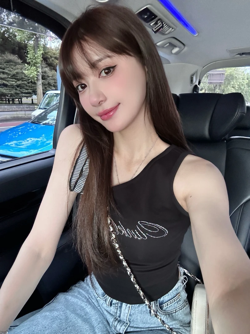 Clink&Clunk水钻单袖蝴蝶结上衣