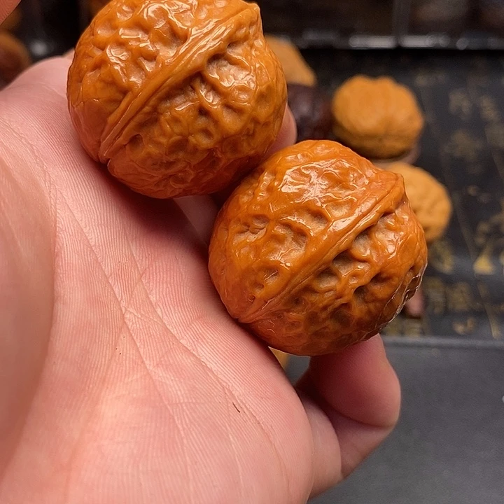 文玩核桃把件弹珠元宝