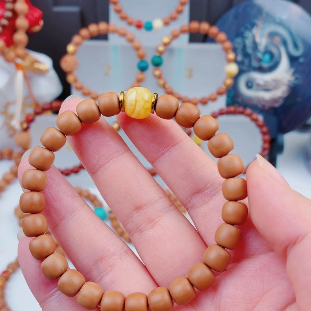 ****、吊坠猴头核桃猴头手串