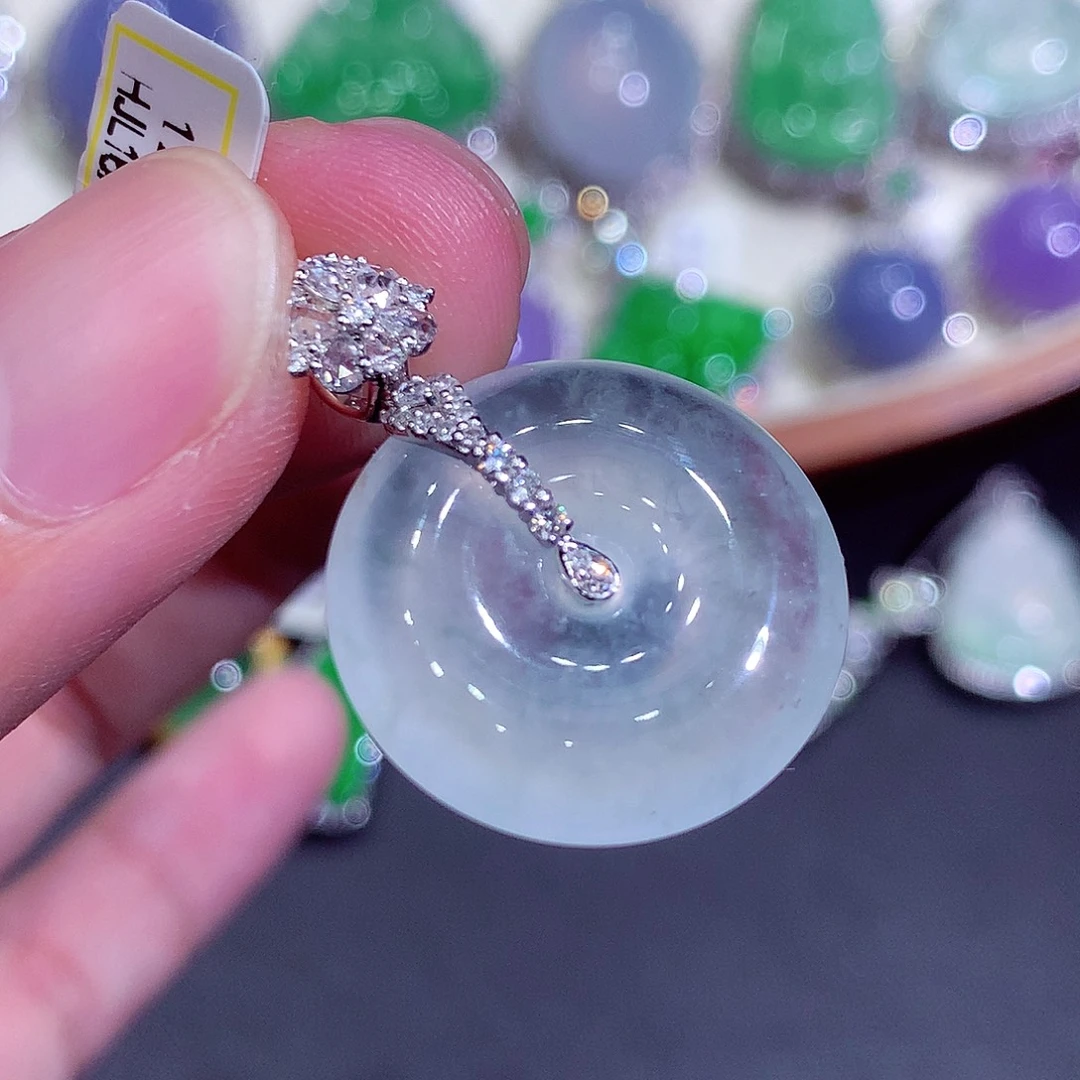 翡翠18K金镶嵌吊坠(不含链)