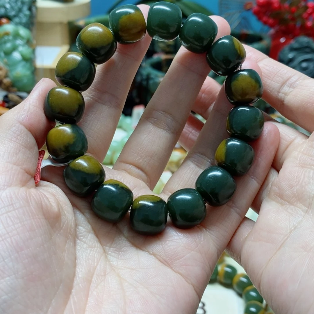 透闪石质玉手串未镶嵌俗**名