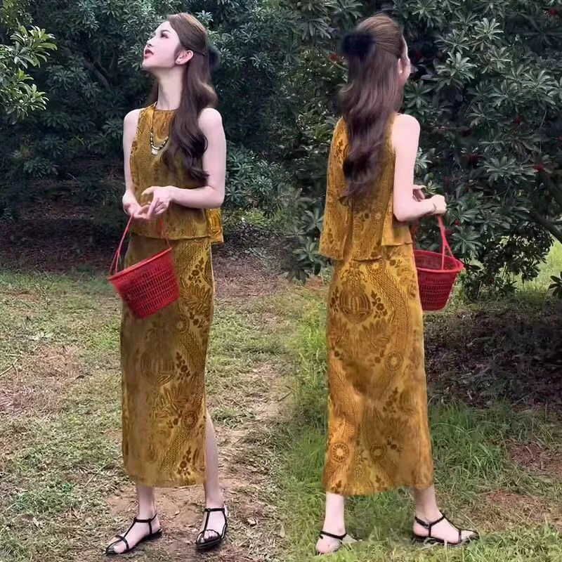 新款夏季新款国风气质上衣开叉半身裙提花两件套