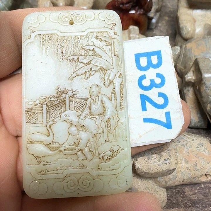 和田玉颈饰未镶嵌