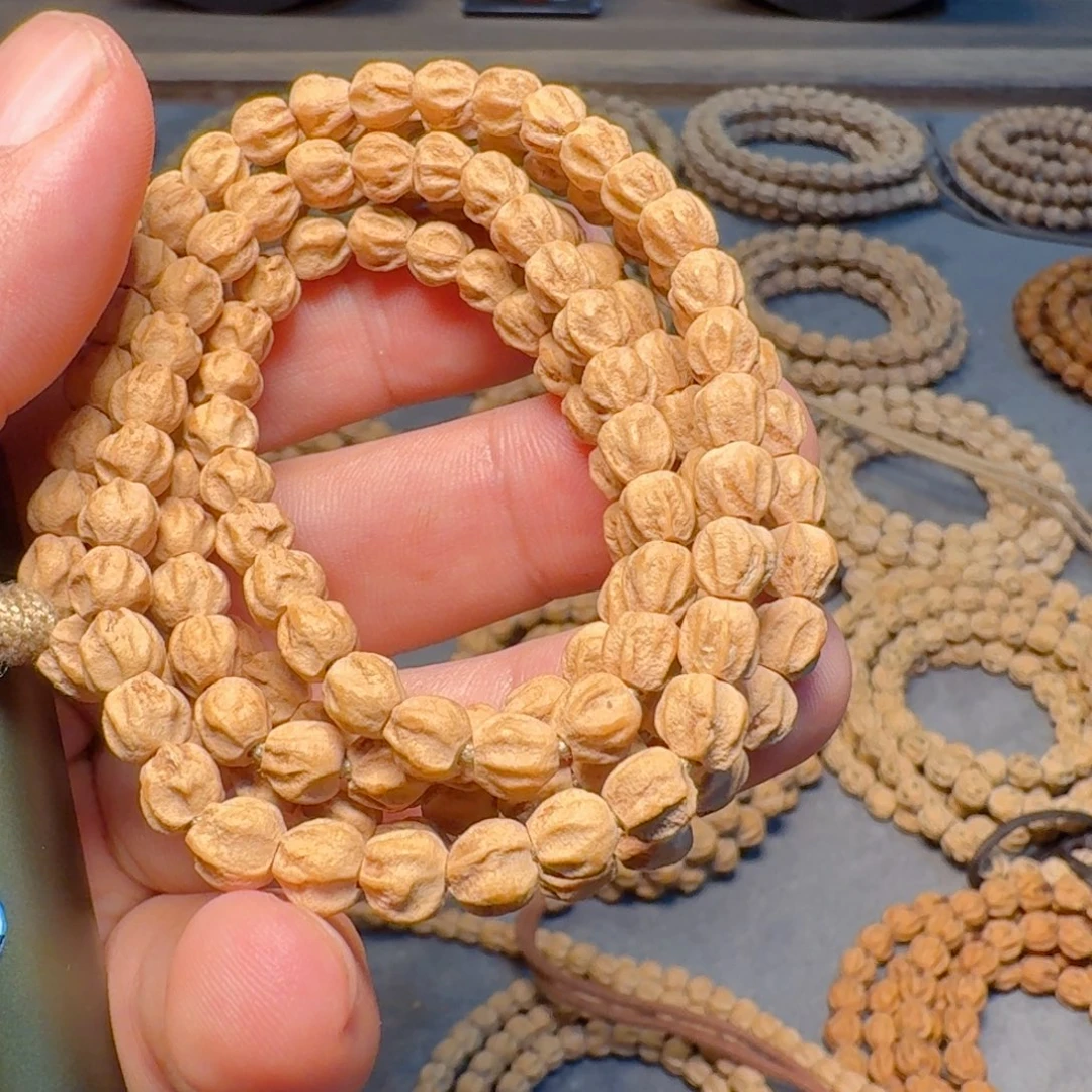 嘿****柏香籽/百香籽吊坠