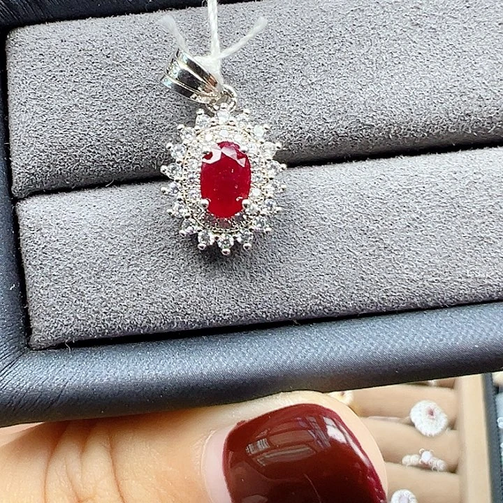 银S925镶嵌颈饰红宝石