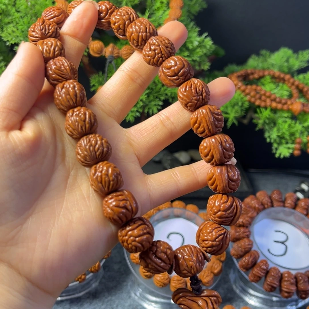 忧***茫桃核吊坠龙纹桃核