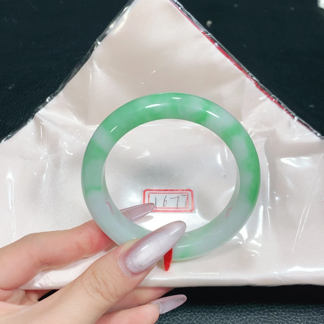 翡翠未镶嵌手镯天然翡翠手镯04