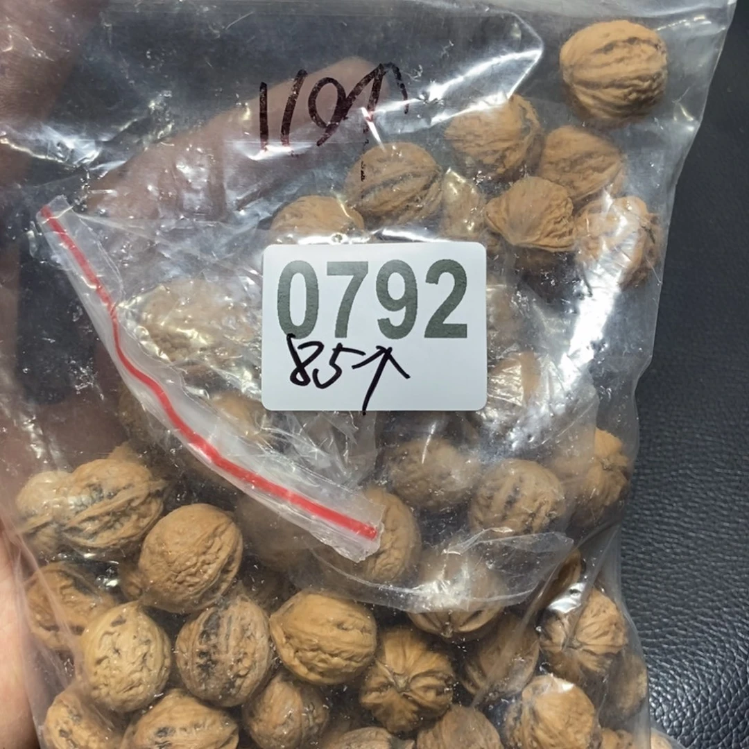 文玩核桃吊坠铁****水秋子