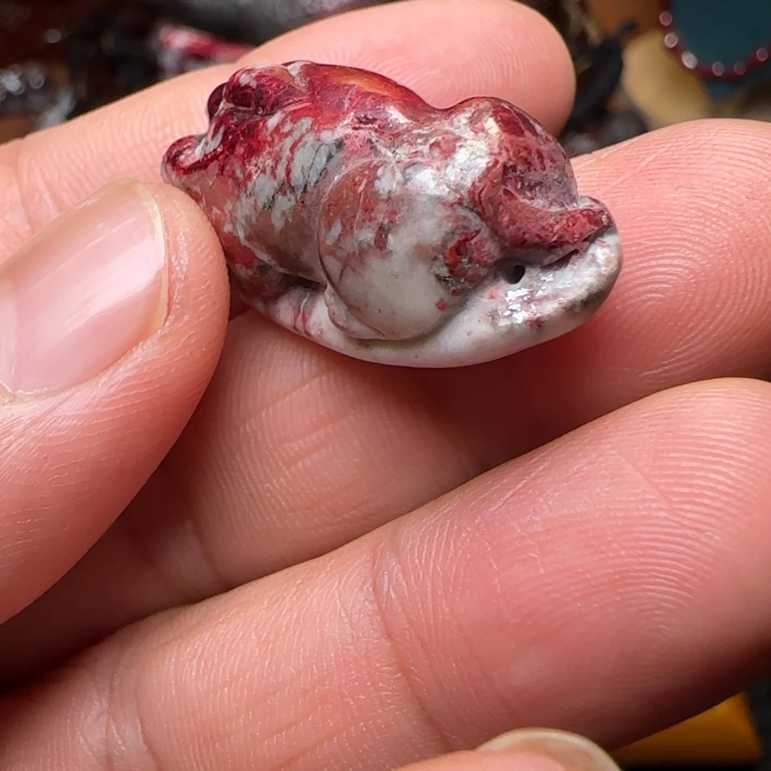 天然辰砂原矿吊坠