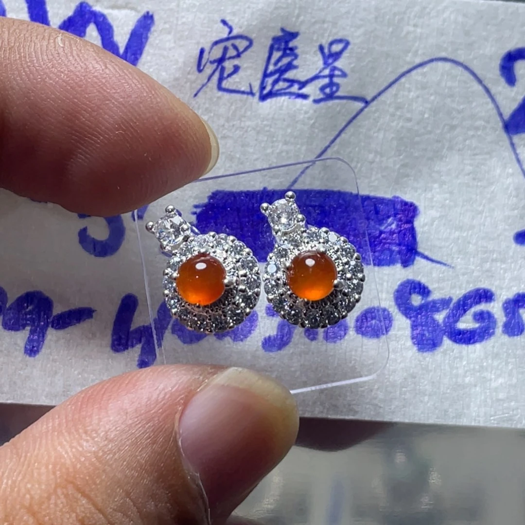 未镶嵌定制翡翠宠****)耳钉