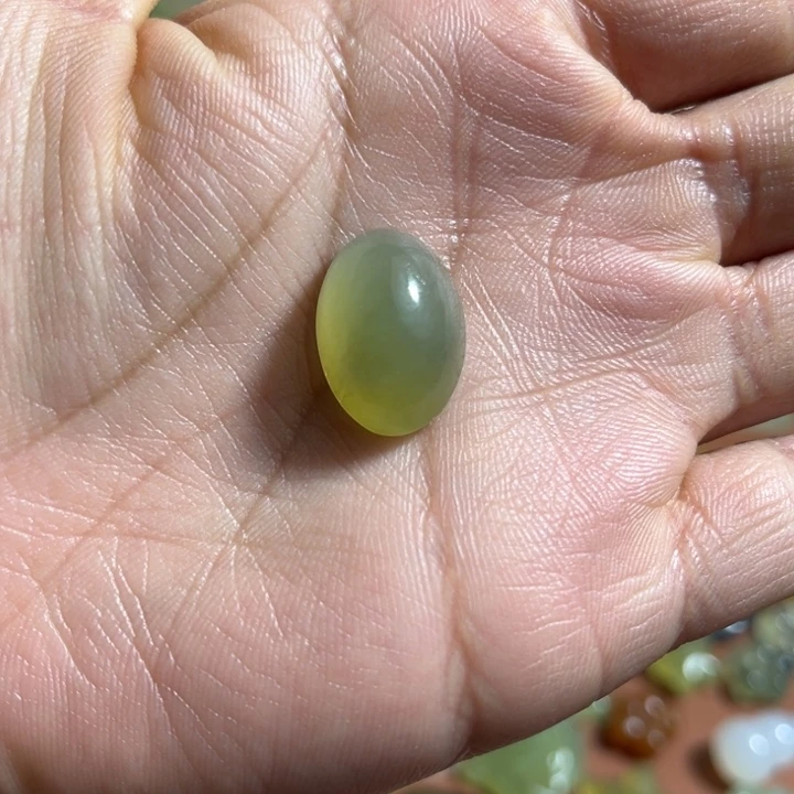 蛇纹石玉合金颈饰