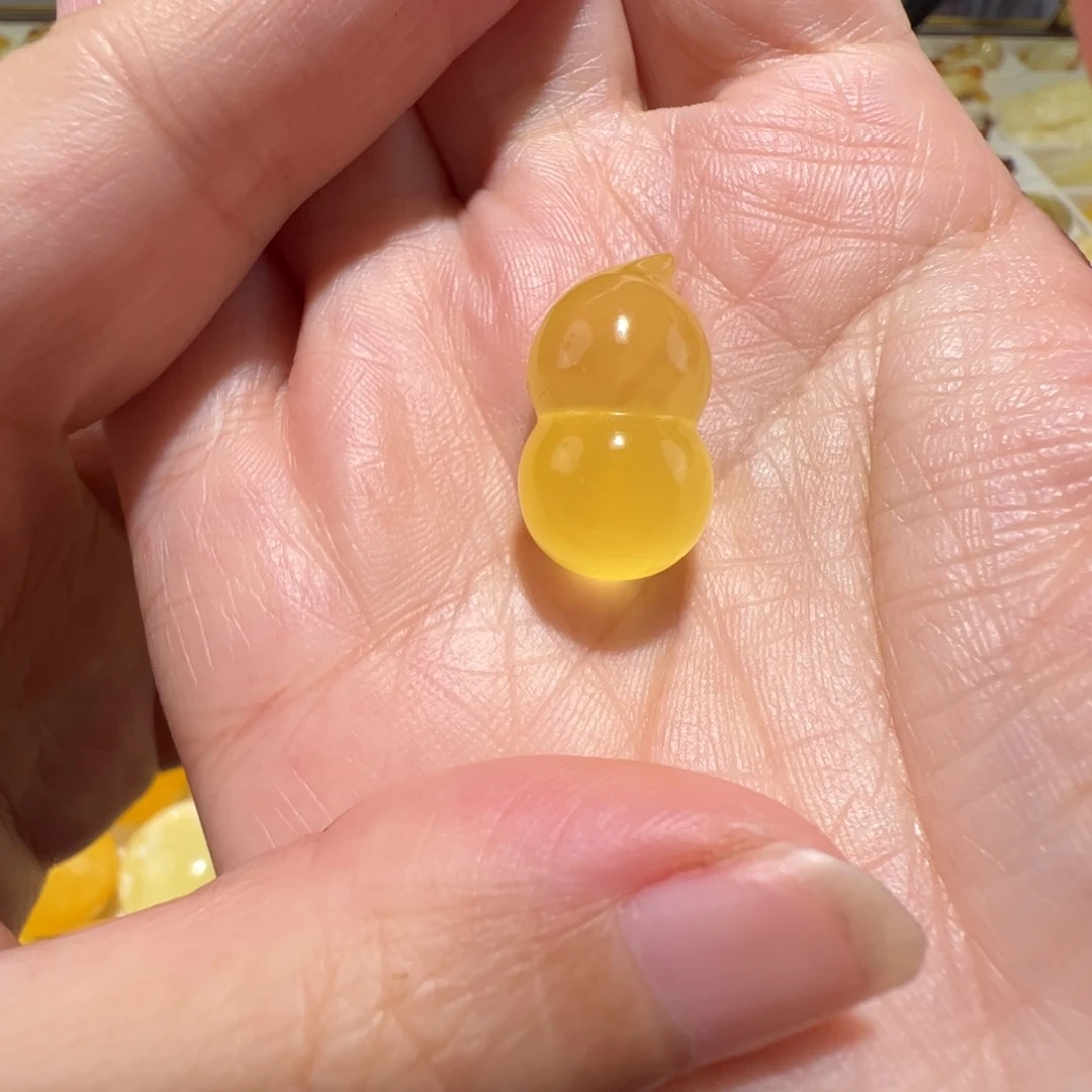 琥珀未镶嵌裸石蜜蜡