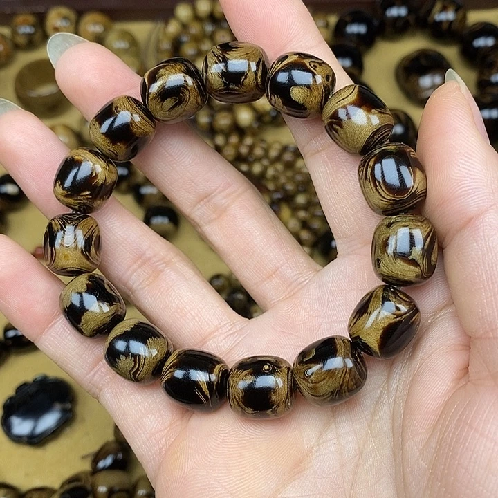 香榧木璐*精品血柳13左右老型