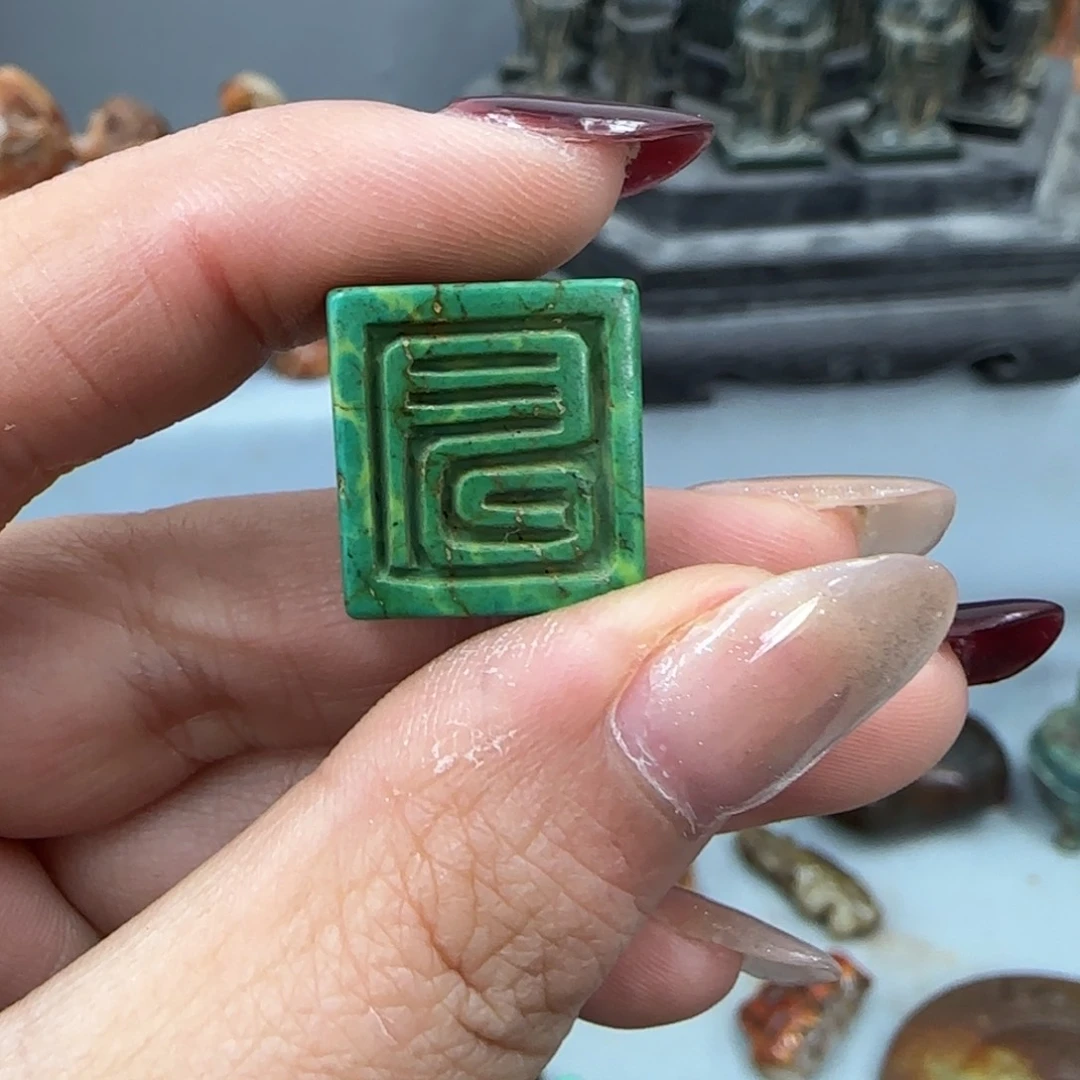 未镶嵌和田玉（糖玉）挂件