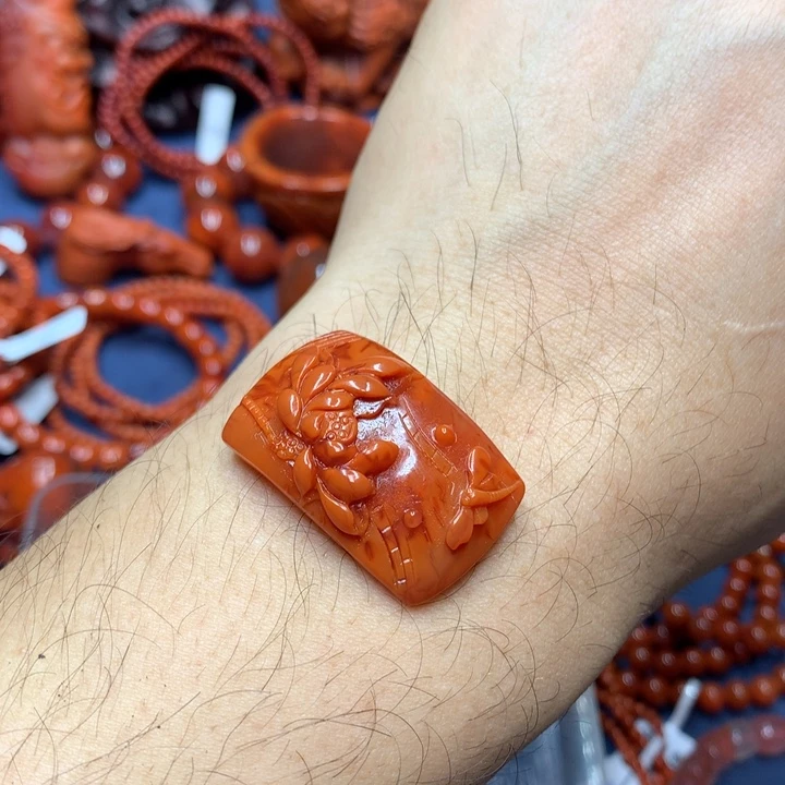 南红玛瑙吊坠(不含链)未镶嵌