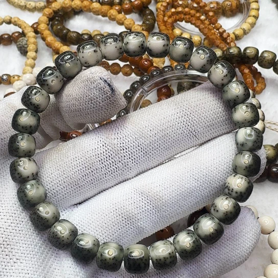 星月菩提吊坠87绿背通体