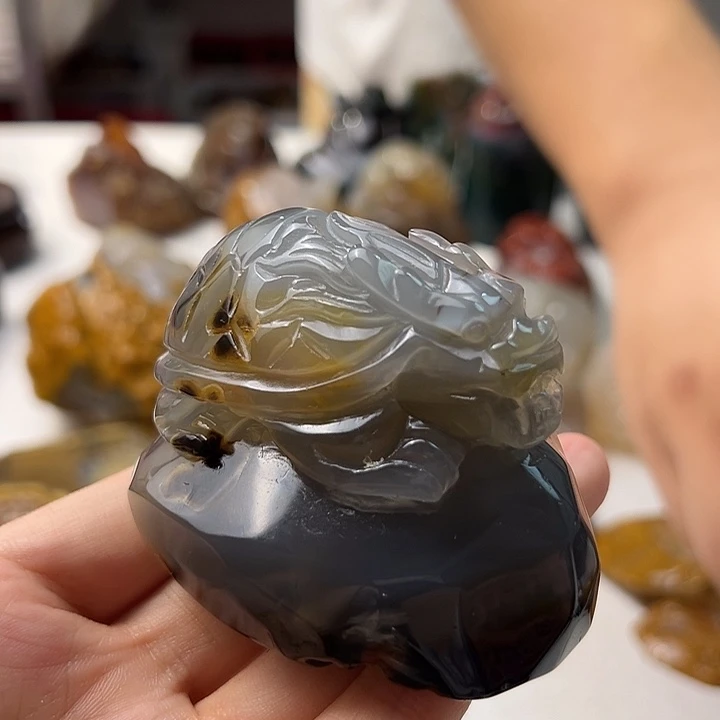 未镶嵌颈饰玛瑙/玉髓