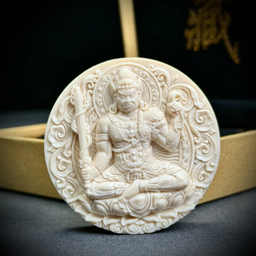 W1059天然猛犸牙 圆牌不动冥王雕刻牌53x17mm支持鉴定 假一罚四