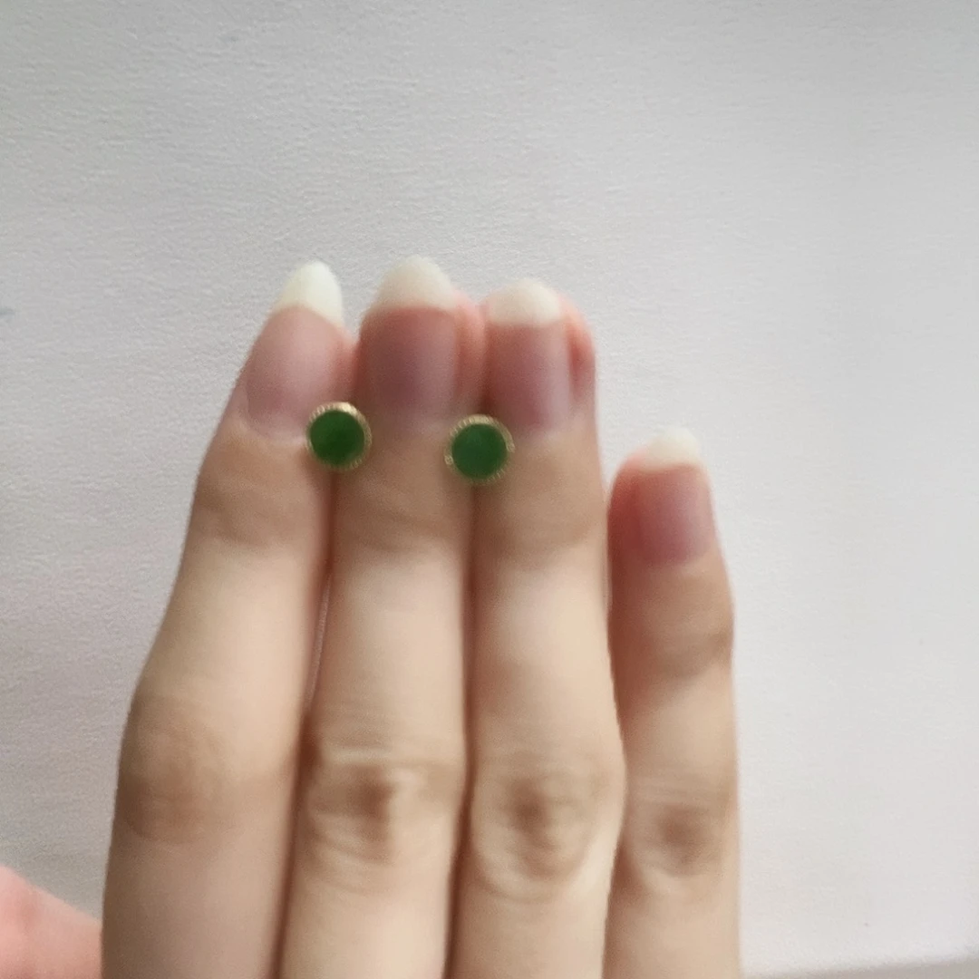 和田玉18K金镶嵌耳饰简单