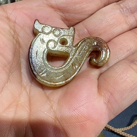 未镶嵌和田玉（糖玉）珠宝奇石